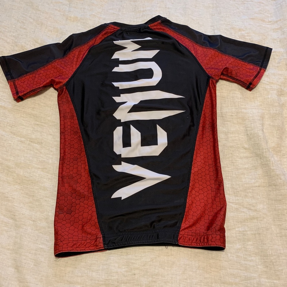 Venom rash guard
